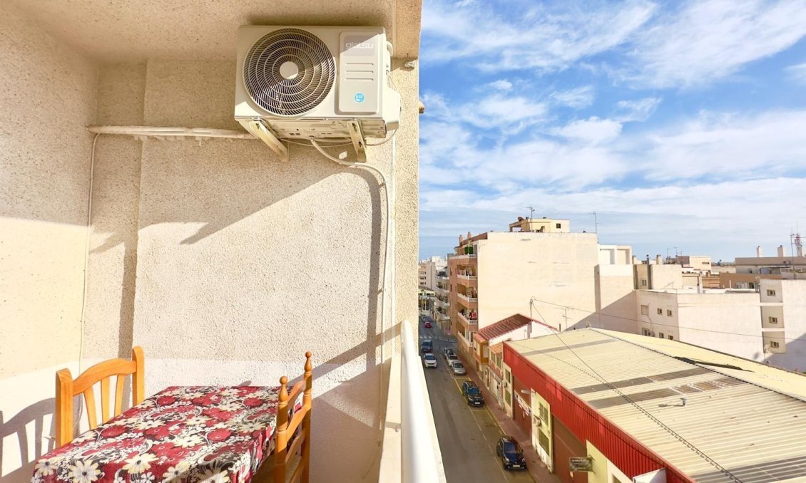 Használt Ingatlanok - Apartman -
Torrevieja - Centrum
