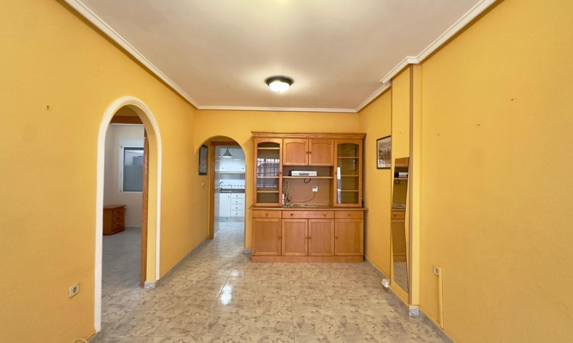 Használt Ingatlanok - Apartman -
Torrevieja - La Mata Pueblo