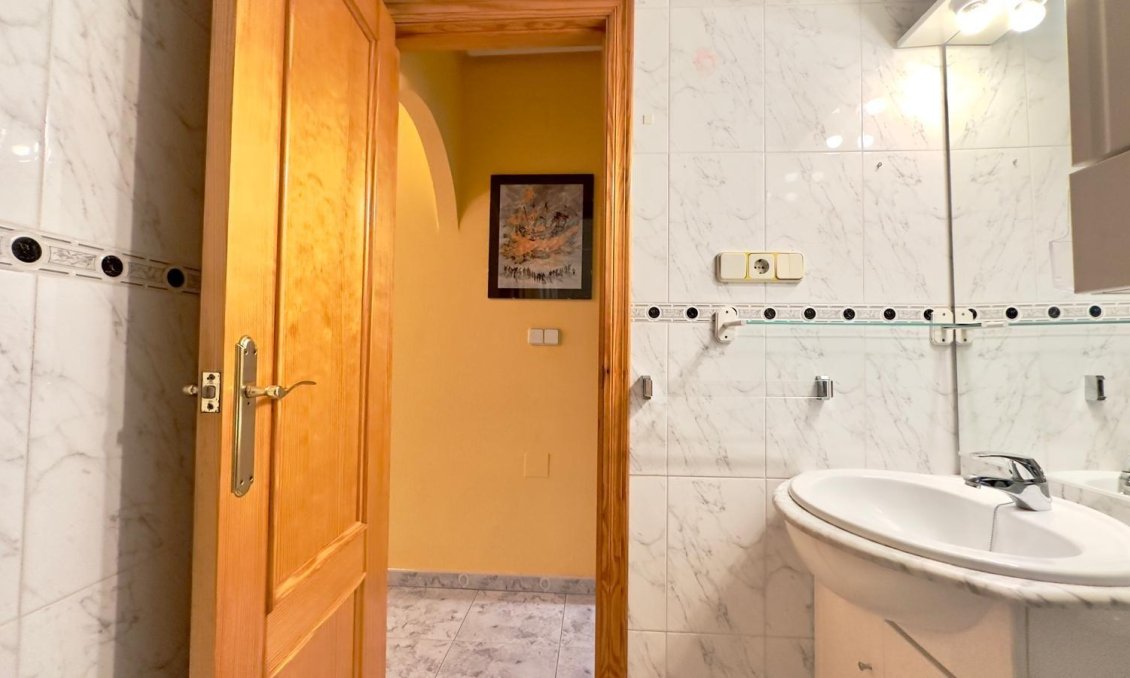 Használt Ingatlanok - Apartman -
Torrevieja - La Mata Pueblo