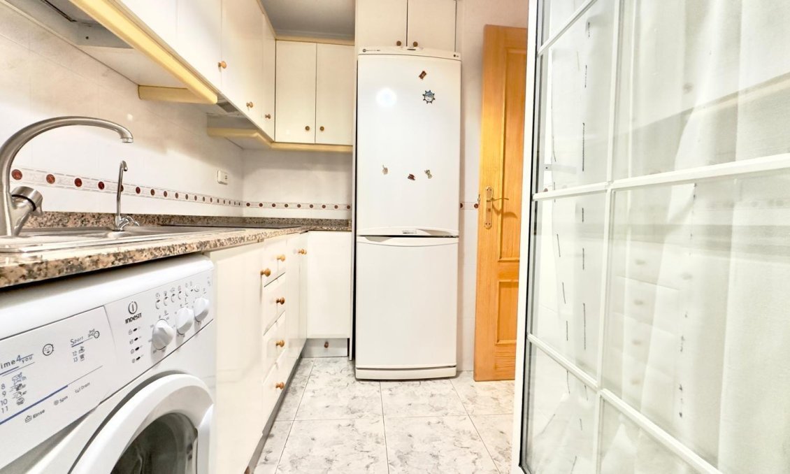 Használt Ingatlanok - Apartman -
Torrevieja - La Mata Pueblo