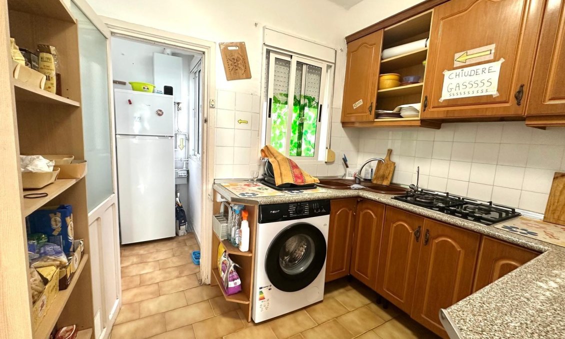 Használt Ingatlanok - Apartman -
Torrevieja - Estacion De Autobuses