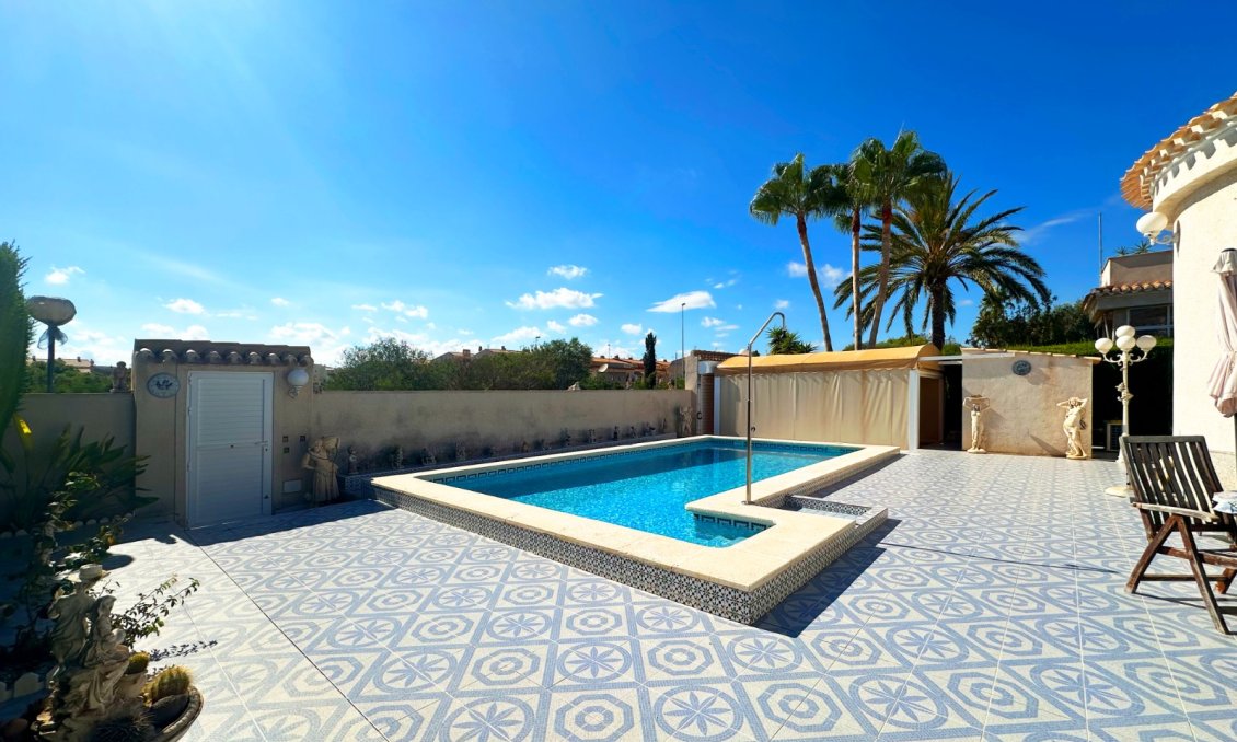 Használt Ingatlanok - Villa -
Orihuela Costa - Costa Blanca