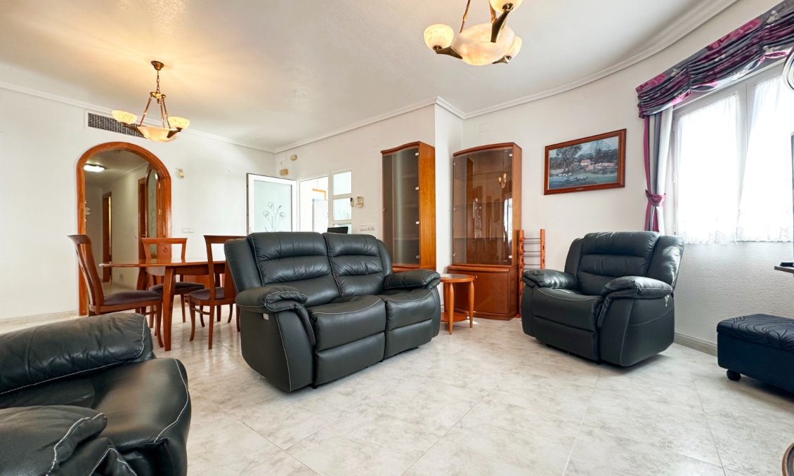 Használt Ingatlanok - Villa -
Orihuela Costa - Costa Blanca