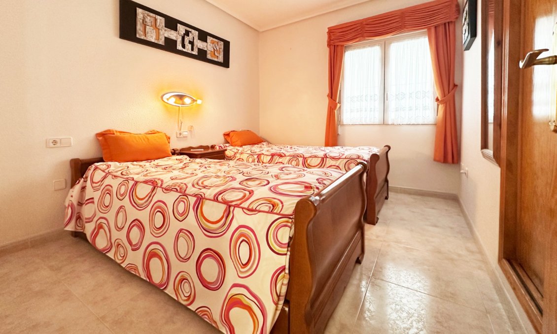 Használt Ingatlanok - Villa -
Orihuela Costa - Costa Blanca