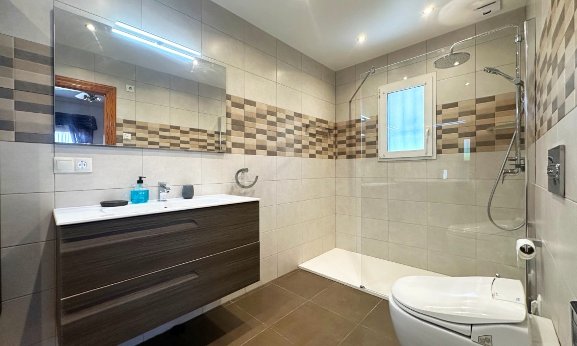 Használt Ingatlanok - Villa -
Orihuela Costa - Costa Blanca