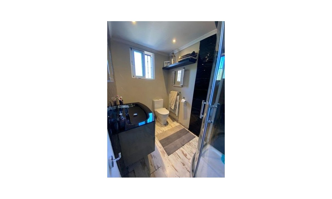 Használt Ingatlanok - Villa -
Albatera - Campo De Albatera