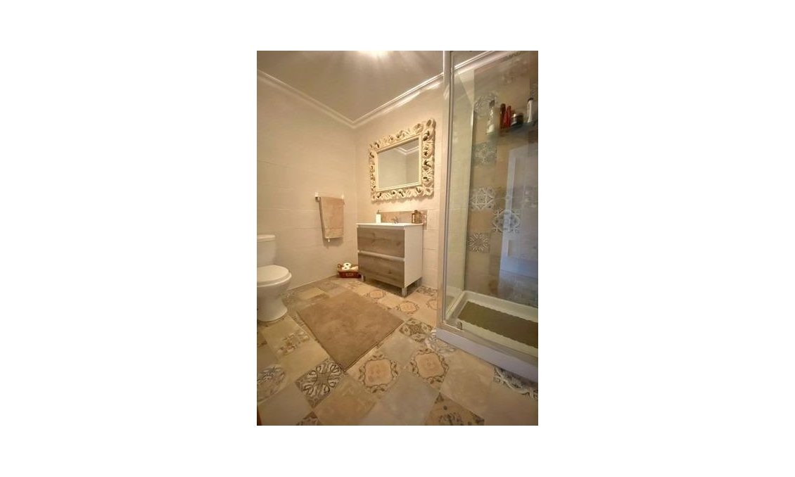 Használt Ingatlanok - Villa -
Albatera - Campo De Albatera