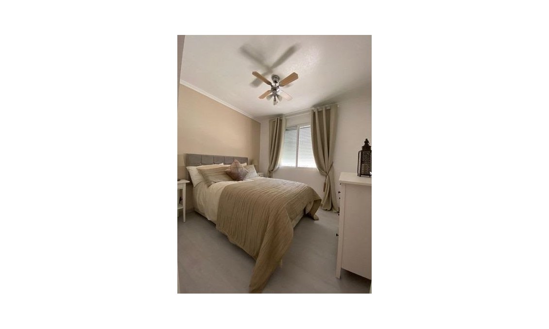 Használt Ingatlanok - Villa -
Albatera - Campo De Albatera