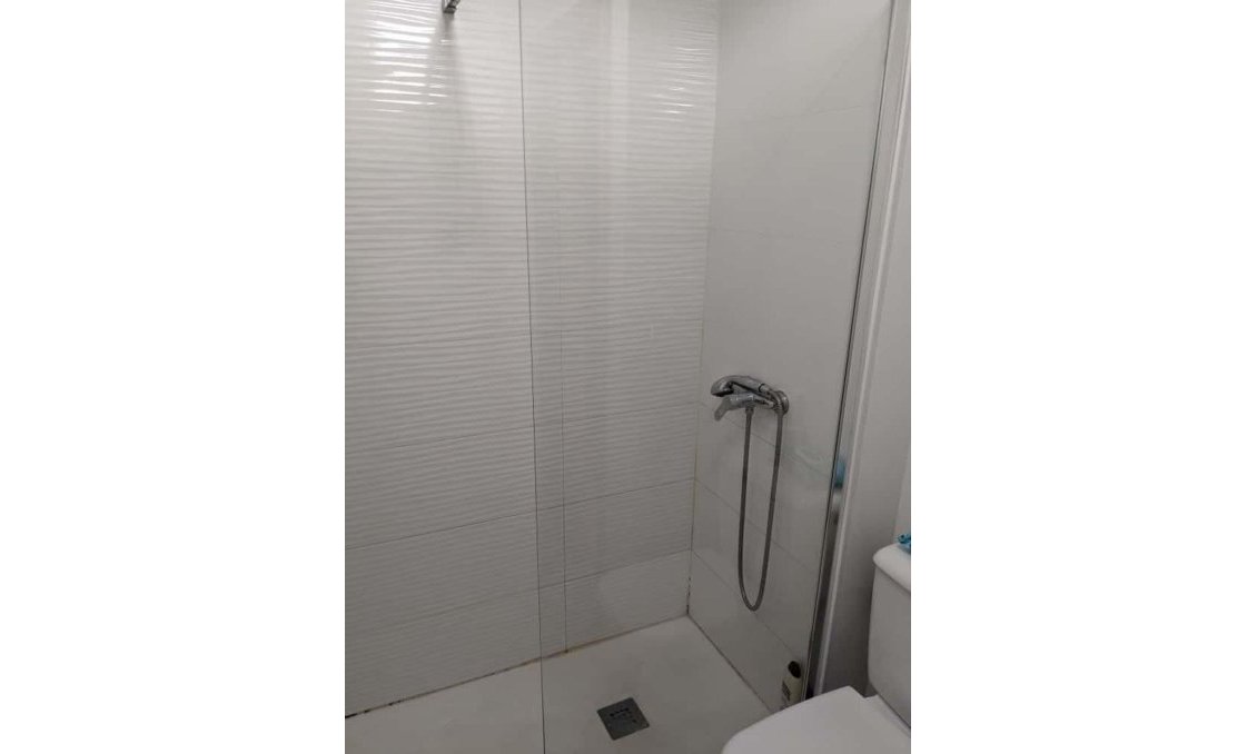 Használt Ingatlanok - Apartman -
Torrevieja - Playa del Cura