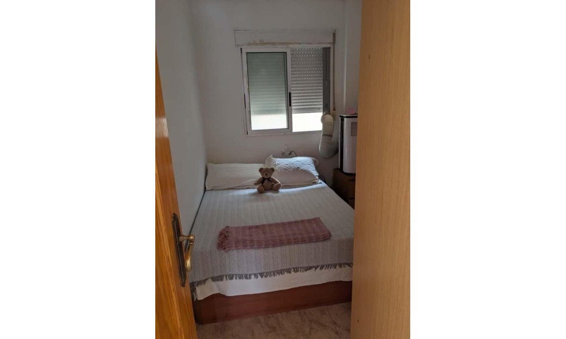 Használt Ingatlanok - Apartman -
Torrevieja - Playa del Cura