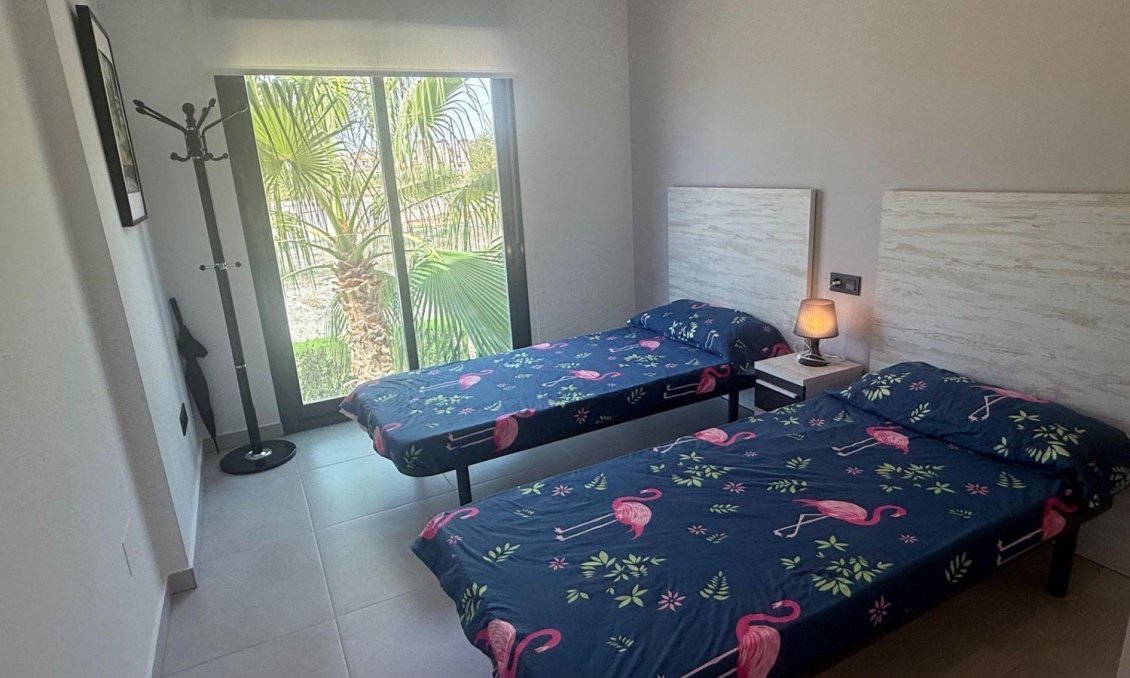 Használt Ingatlanok - Bungaló -
Guardamar del Segura - Oasis Beach