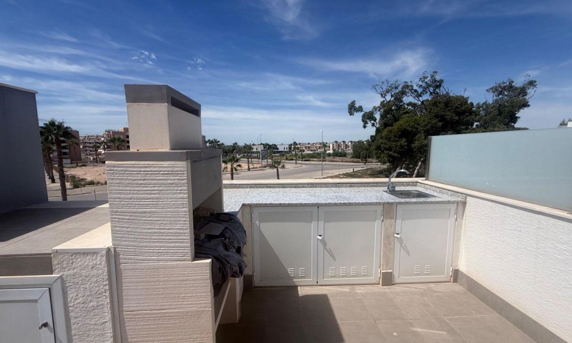 Használt Ingatlanok - Bungaló -
Guardamar del Segura - Oasis Beach