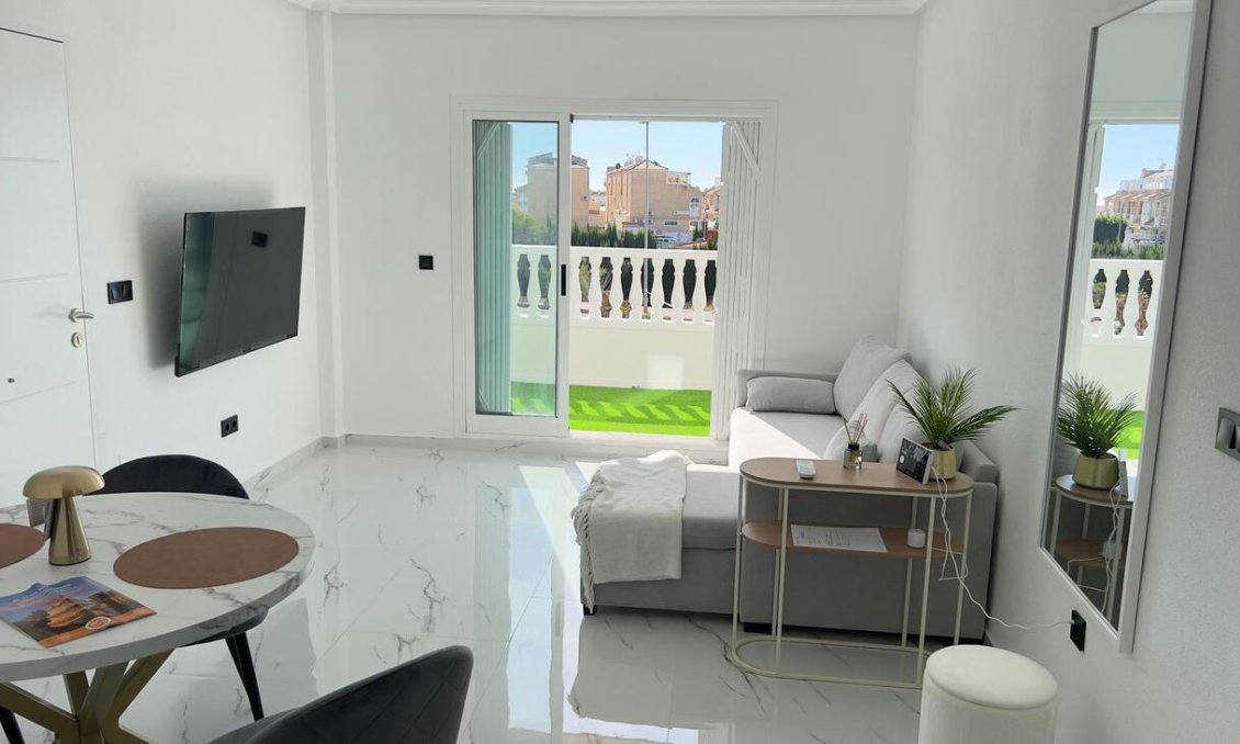 Használt Ingatlanok - Apartman -
Orihuela Costa - Costa Blanca