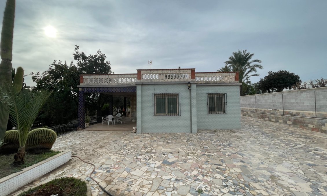 Használt Ingatlanok - Villa -
Elche - Costa Blanca