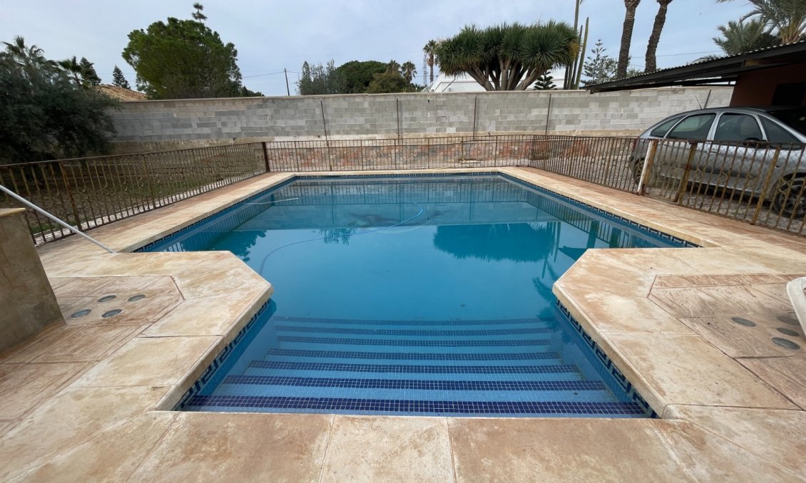 Használt Ingatlanok - Villa -
Elche - Costa Blanca