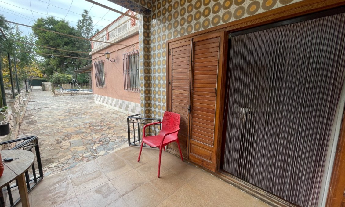 Használt Ingatlanok - Villa -
Elche - Costa Blanca