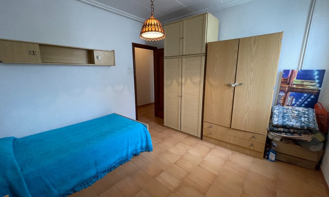 Használt Ingatlanok - Villa -
Elche - Costa Blanca