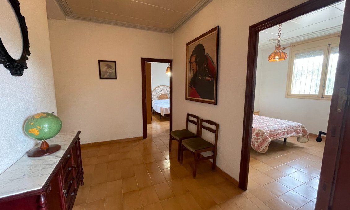 Használt Ingatlanok - Villa -
Elche - Costa Blanca