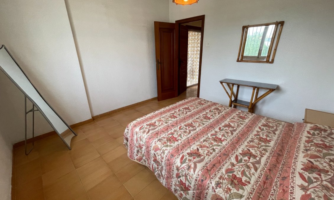 Használt Ingatlanok - Villa -
Elche - Costa Blanca