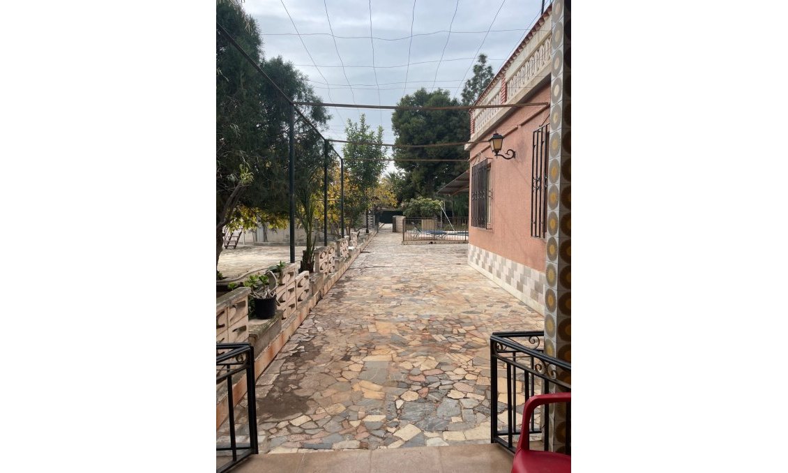 Használt Ingatlanok - Villa -
Elche - Costa Blanca