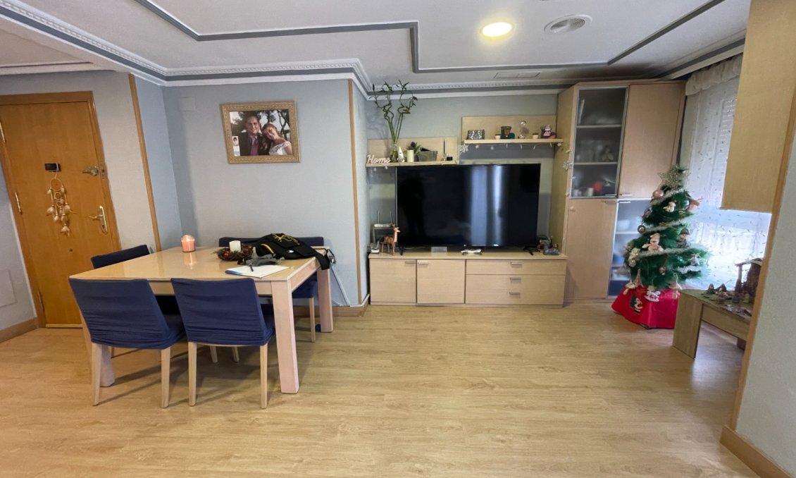 Használt Ingatlanok - Apartman -
Torrevieja - Costa Blanca