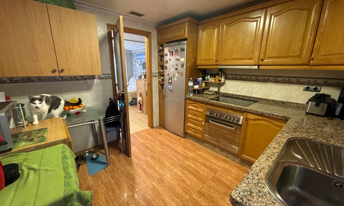 Használt Ingatlanok - Apartman -
Torrevieja - Costa Blanca