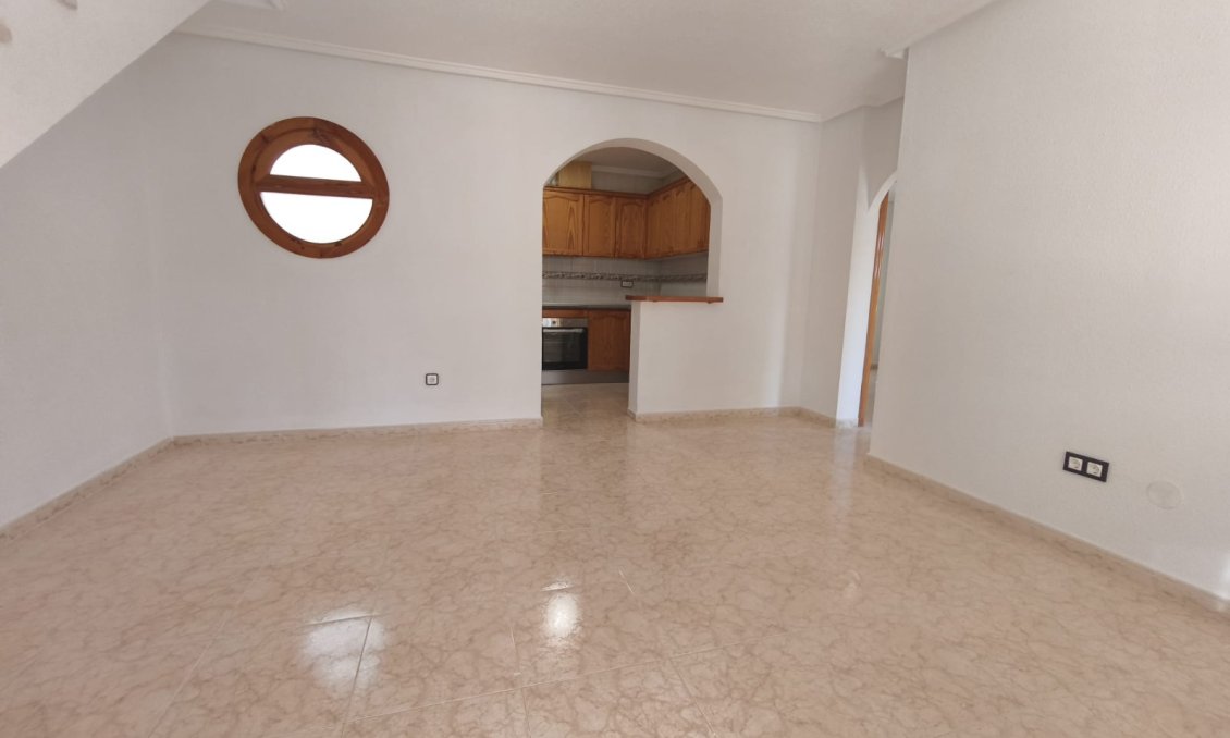 Használt Ingatlanok - Bungaló -
Orihuela Costa - Costa Blanca