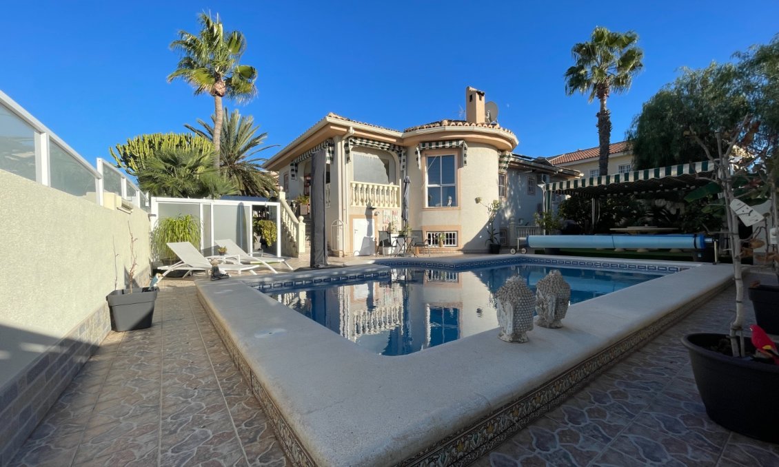 Használt Ingatlanok - Villa -
Benijofar - Costa Blanca
