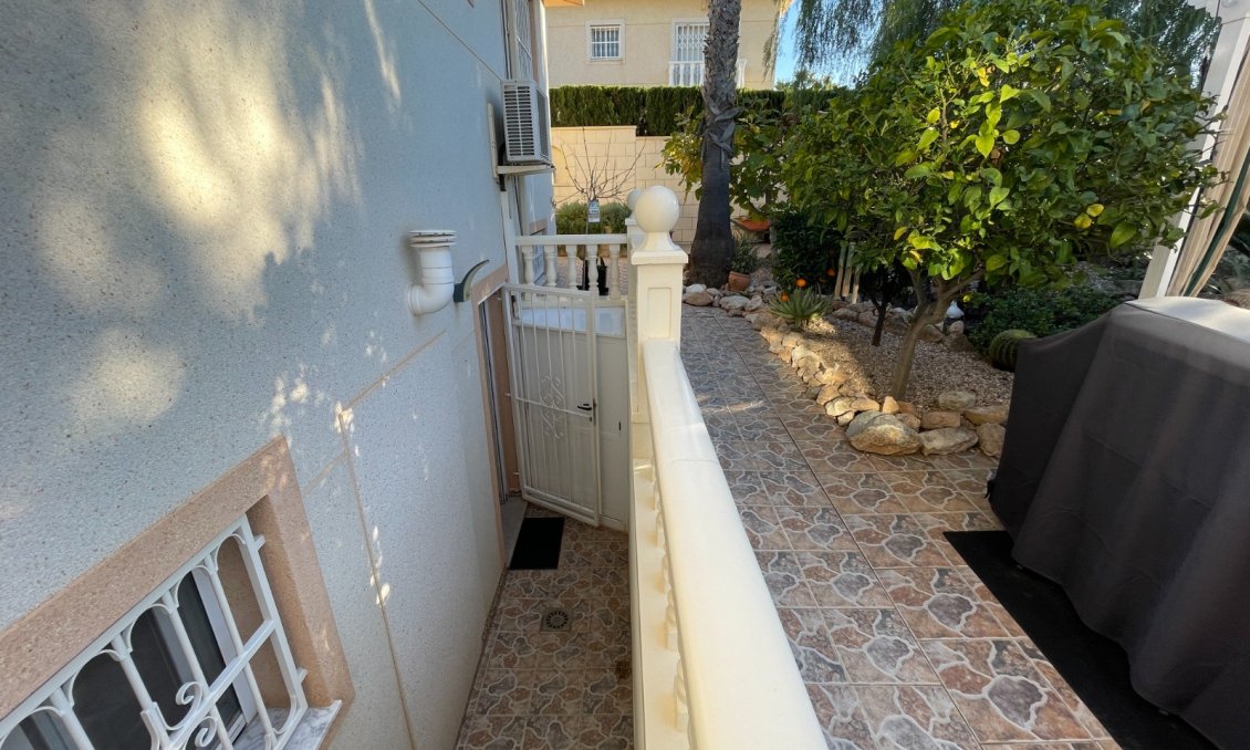 Használt Ingatlanok - Villa -
Benijofar - Costa Blanca