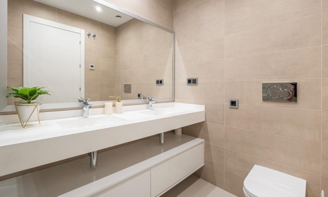 Használt Ingatlanok - Apartman -
Benidorm - Playa de Poniente