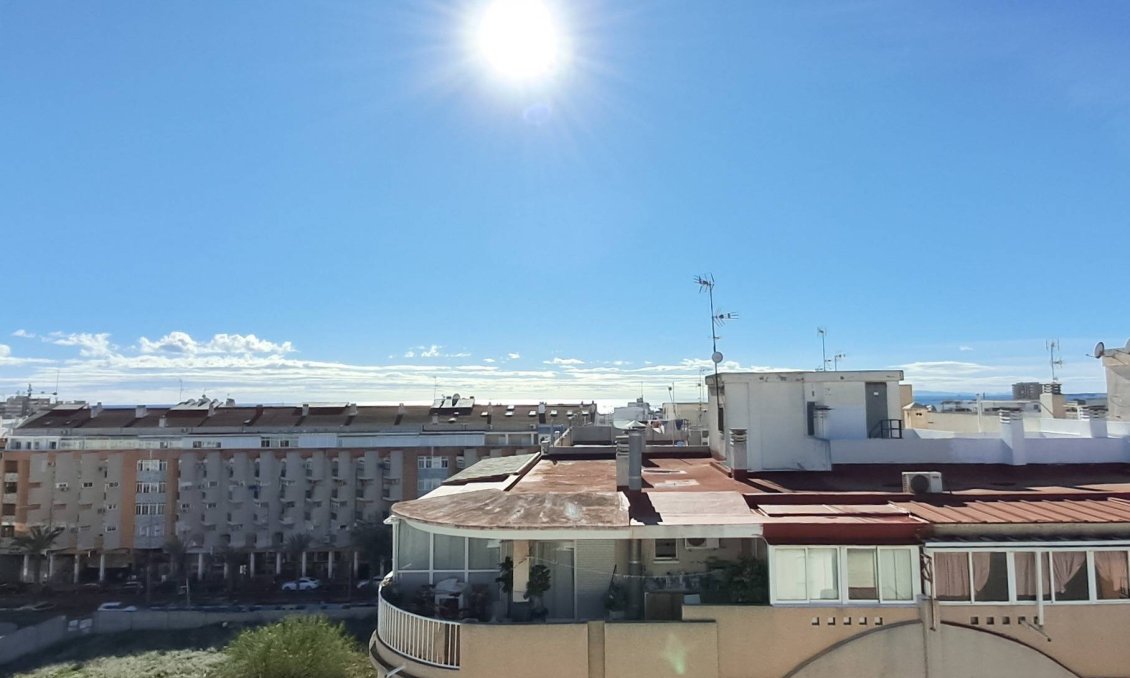 Használt Ingatlanok - Apartman -
Torrevieja - Playa del Cura
