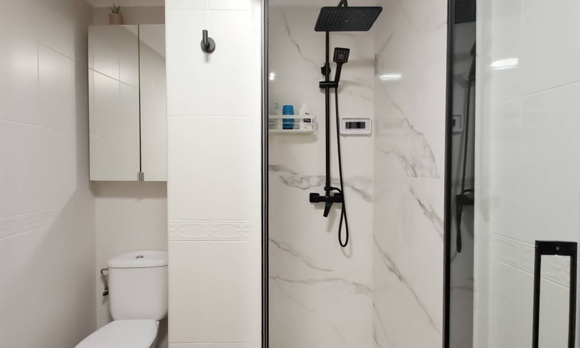 Használt Ingatlanok - Tetőtéri lakás -
Torrevieja - La Mata