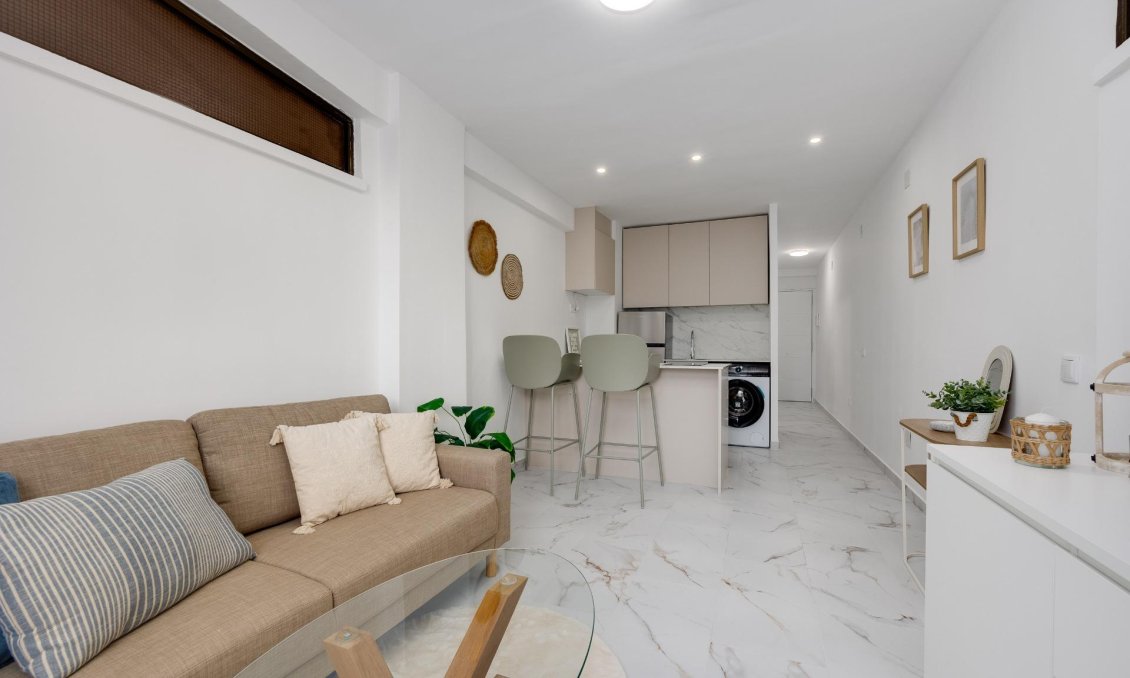 Használt Ingatlanok - Apartman -
Torrevieja - Cabo Cervera