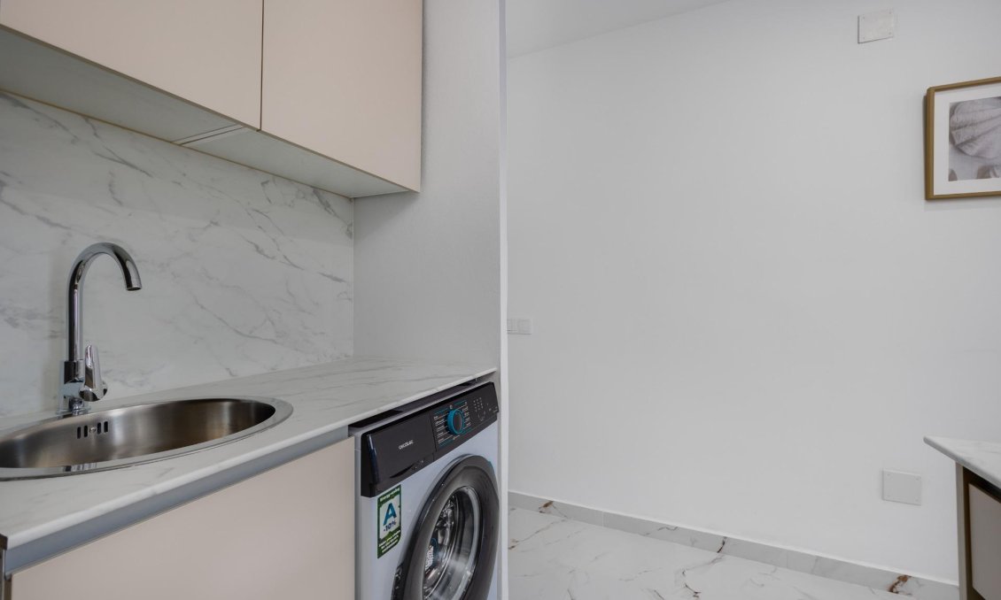 Használt Ingatlanok - Apartman -
Torrevieja - Cabo Cervera