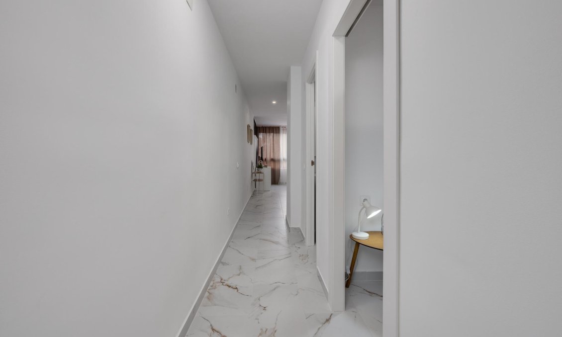 Használt Ingatlanok - Apartman -
Torrevieja - Cabo Cervera