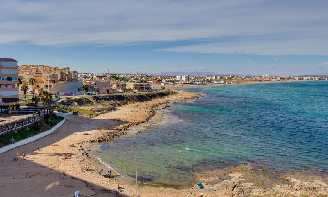 Használt Ingatlanok - Apartman -
Torrevieja - Cabo Cervera