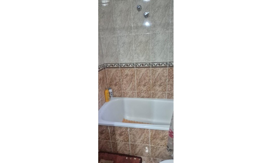 Használt Ingatlanok - Apartman -
Torrevieja - La Mata Pueblo