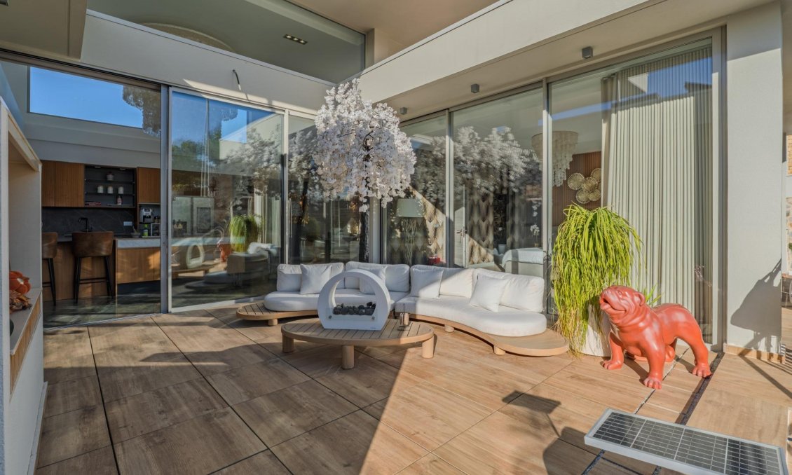 Használt Ingatlanok - Villa -
Benijofar - Residencial Benimar