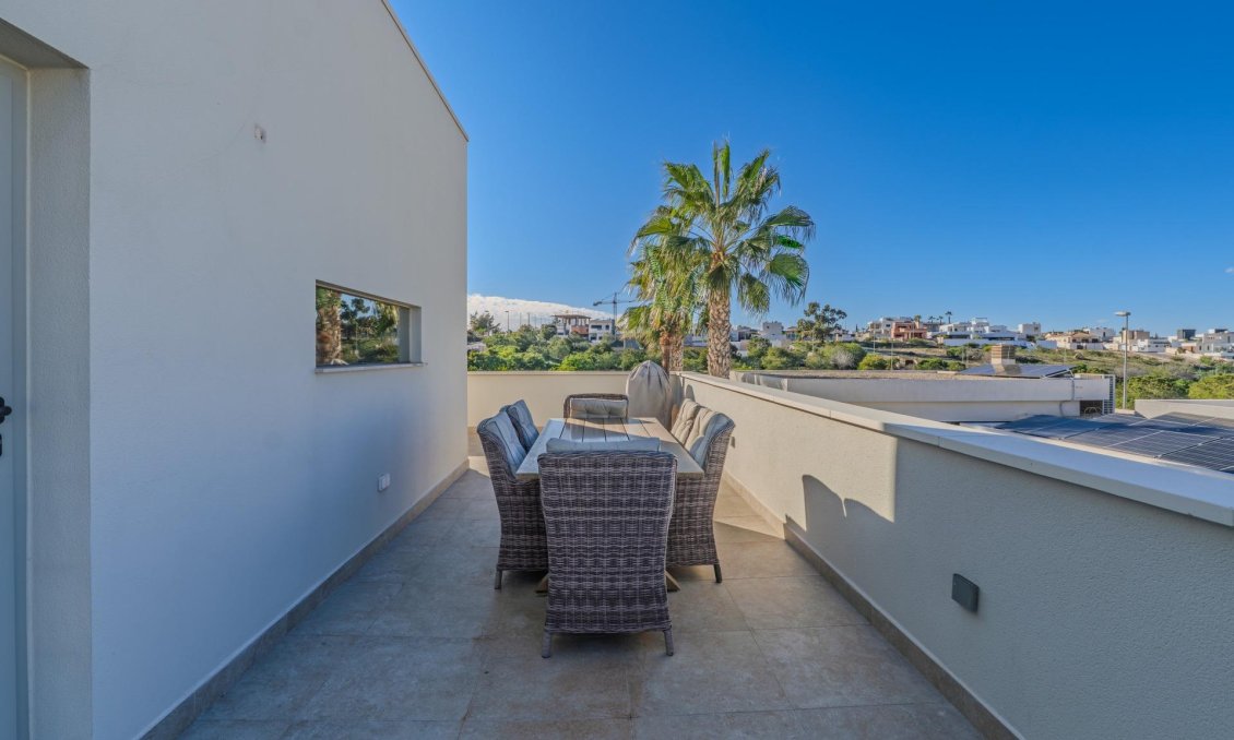 Használt Ingatlanok - Villa -
Benijofar - Residencial Benimar