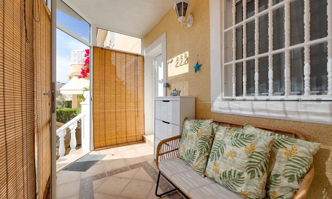 Wiederverkauf - Villa -
Torrevieja - Costa Blanca