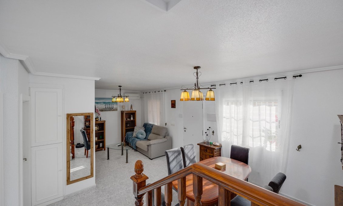 Wiederverkauf - Villa -
Torrevieja - Costa Blanca