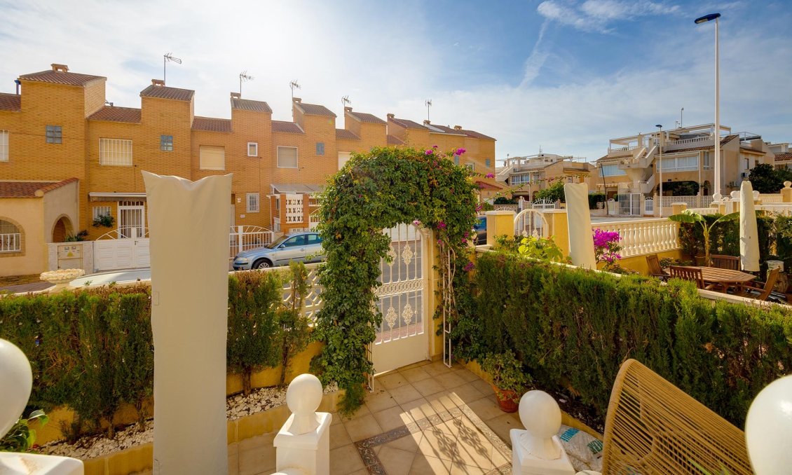 Wiederverkauf - Villa -
Torrevieja - Costa Blanca