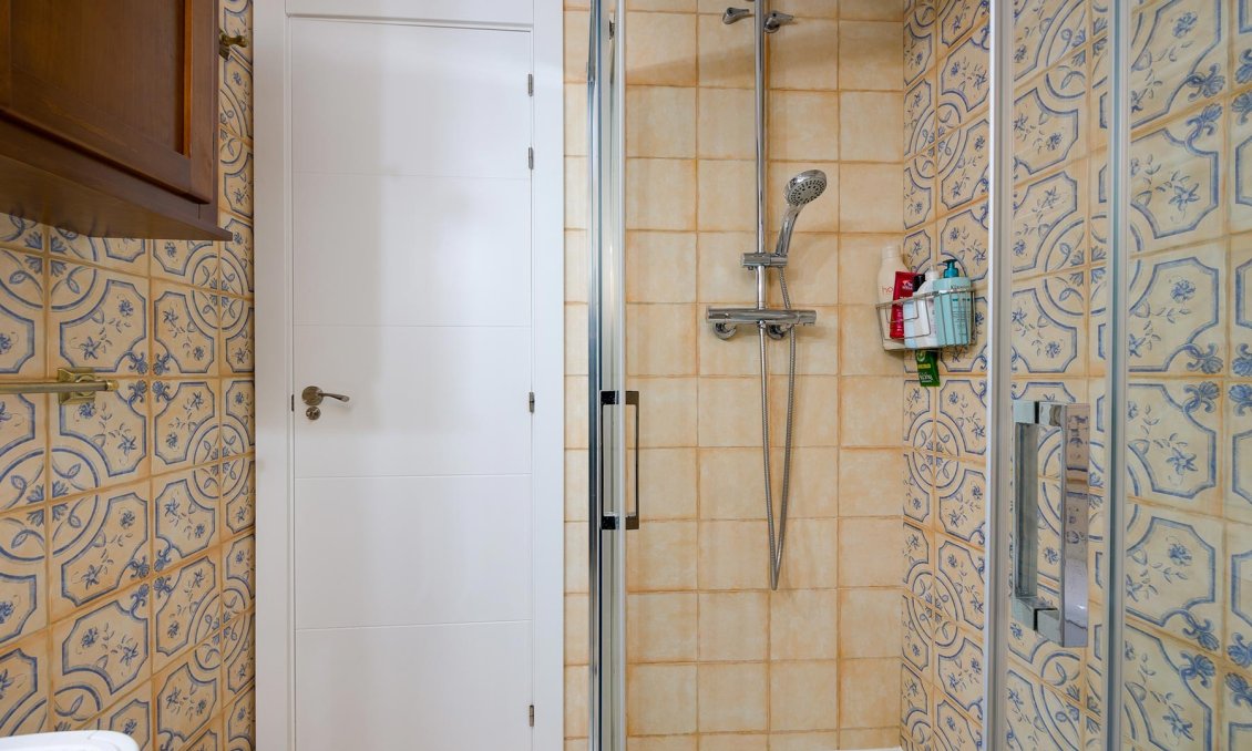 Wiederverkauf - Villa -
Torrevieja - Costa Blanca