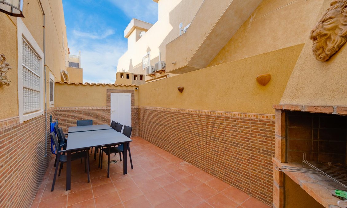 Wiederverkauf - Villa -
Torrevieja - Costa Blanca