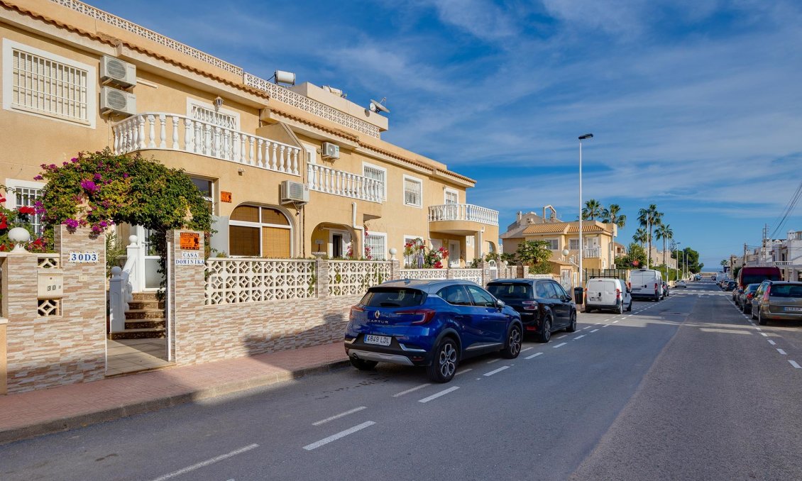 Wiederverkauf - Villa -
Torrevieja - Costa Blanca