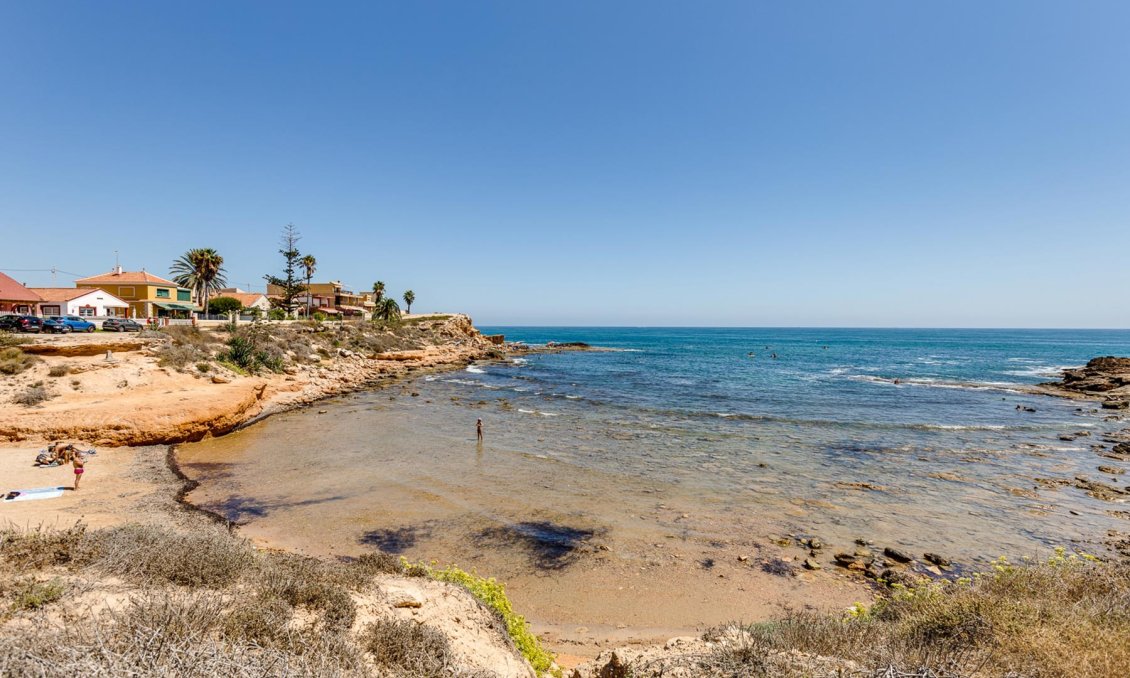 Wiederverkauf - Villa -
Torrevieja - Costa Blanca