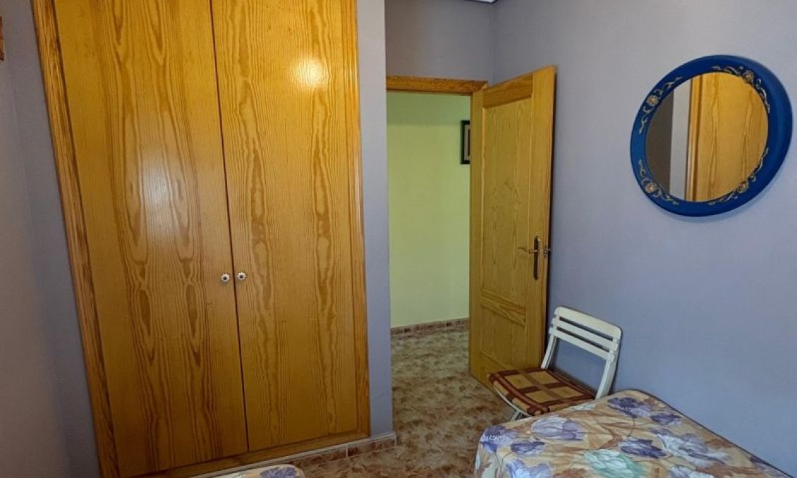Használt Ingatlanok - Apartman -
Torrevieja - Costa Blanca