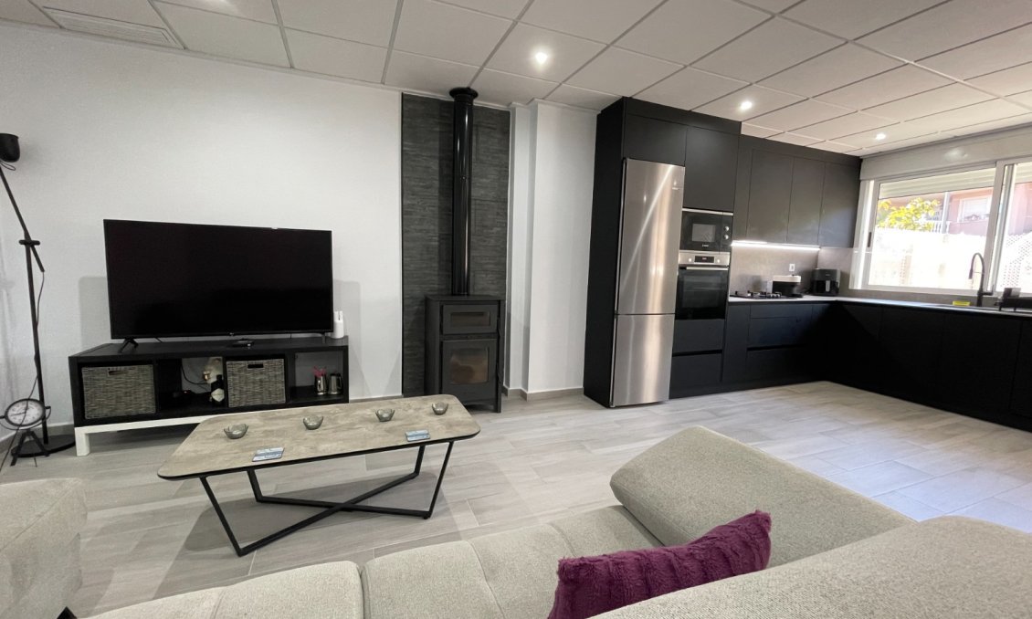 Használt Ingatlanok - Sorház -
Algorfa - Inland