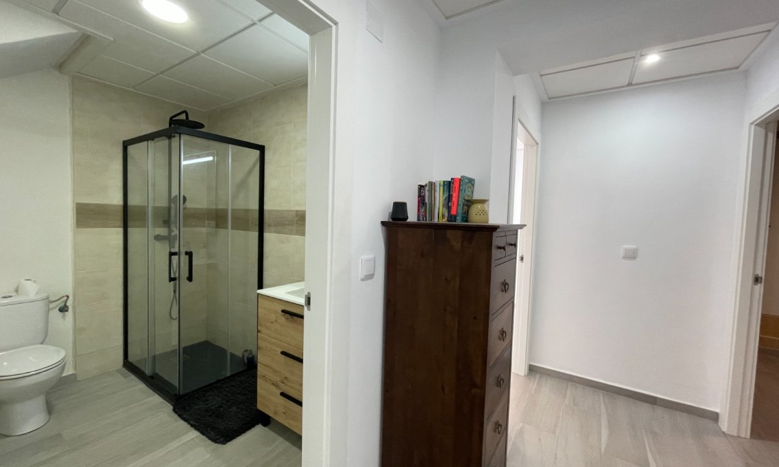 Használt Ingatlanok - Sorház -
Algorfa - Inland