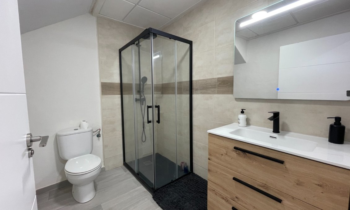 Használt Ingatlanok - Sorház -
Algorfa - Inland